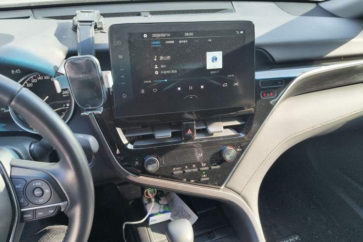 Used Toyota Camry 2023 2.0G Luxury Edition
