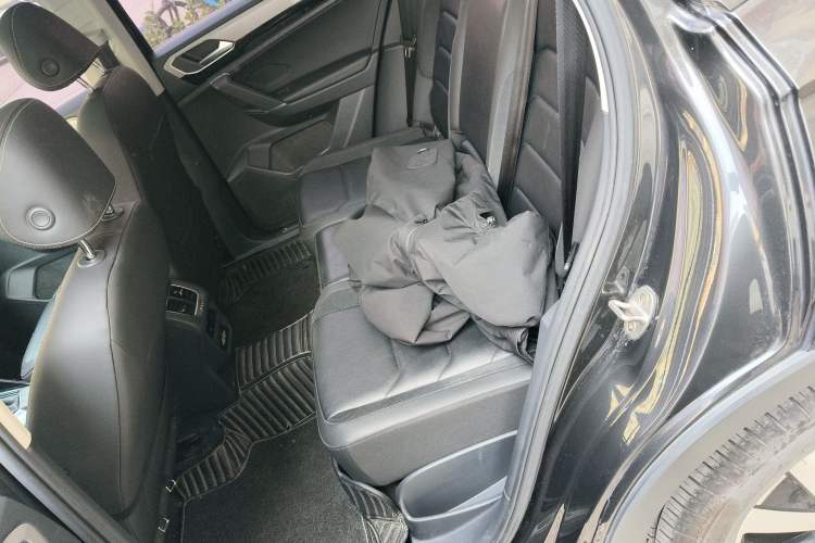 Used Volkswagen Tayron 2019 Teramont Edition 280TSI Two-Wheel Drive Luxury Model China VI Standard Left Rear Seat