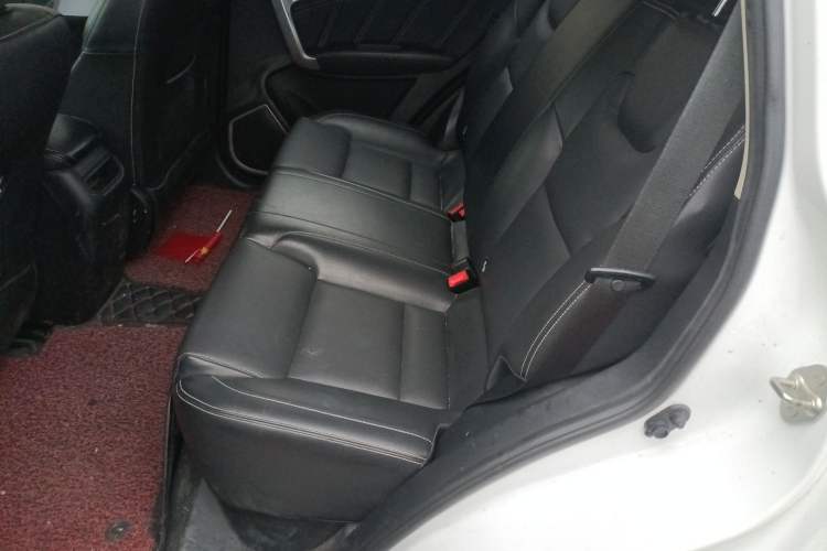 Used Geely Auto Vision X6 2016 1.8L Manual Luxury Model
