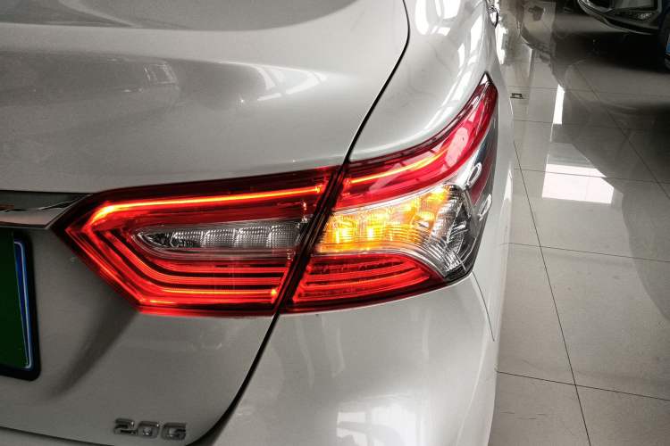 Used Toyota Camry 2021 2.0G Luxury Edition Right Rear Taillight