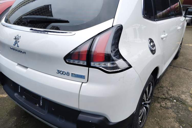 Used Peugeot 3008 2016 1.6THP Automatic Trend Edition Exterior 3