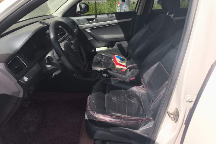 Used Volkswagen Lavida 2015 1.6L Automatic Fashion Edition