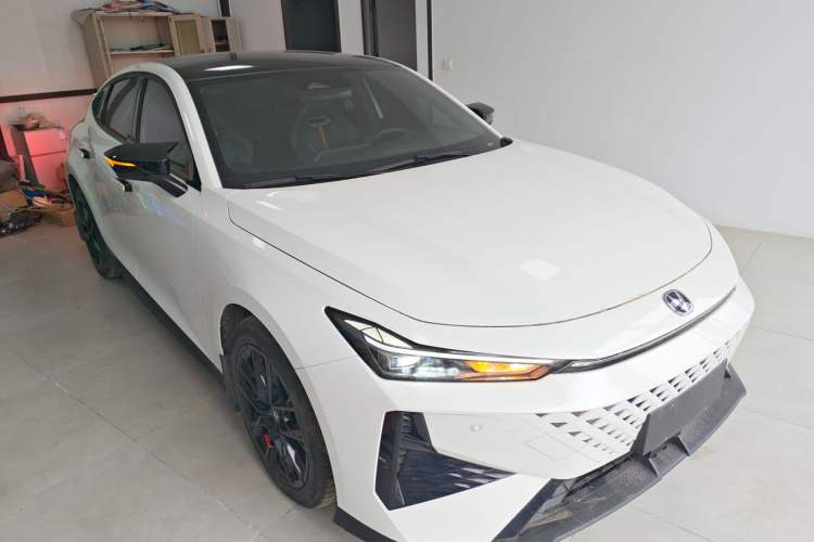 Used CHANGAN UNI-V 2024 1.5T Prestige Edition
