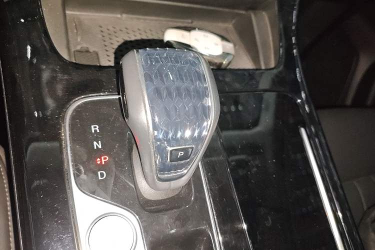 Used GAC Trumpchi M8 2024 Master Series Super Hybrid Edition Gear Lever