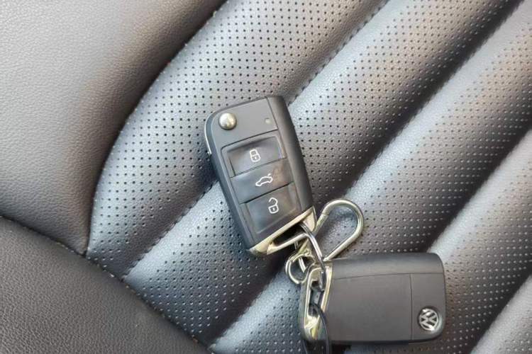 Used Volkswagen Lamando 2021 280TSI DSG Comfort Edition Vehicle Key