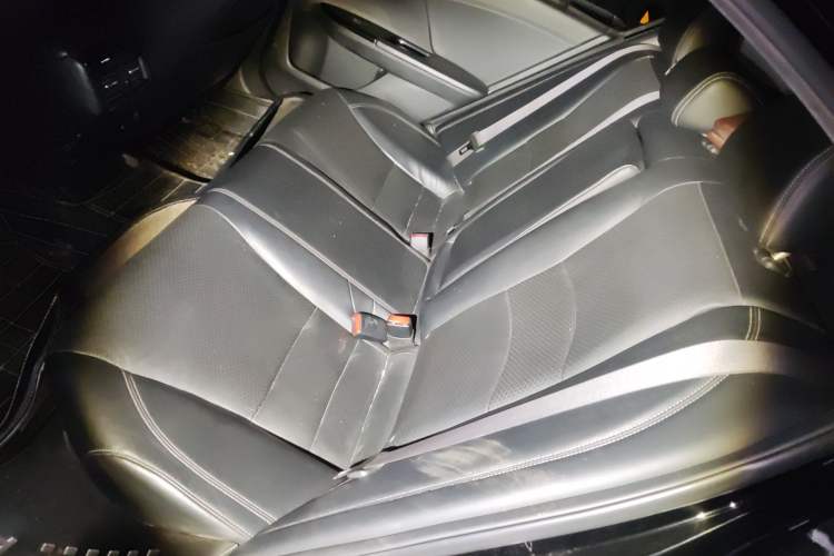 Used Honda Accord 2016 2.4L Luxury Edition Left Rear Seat