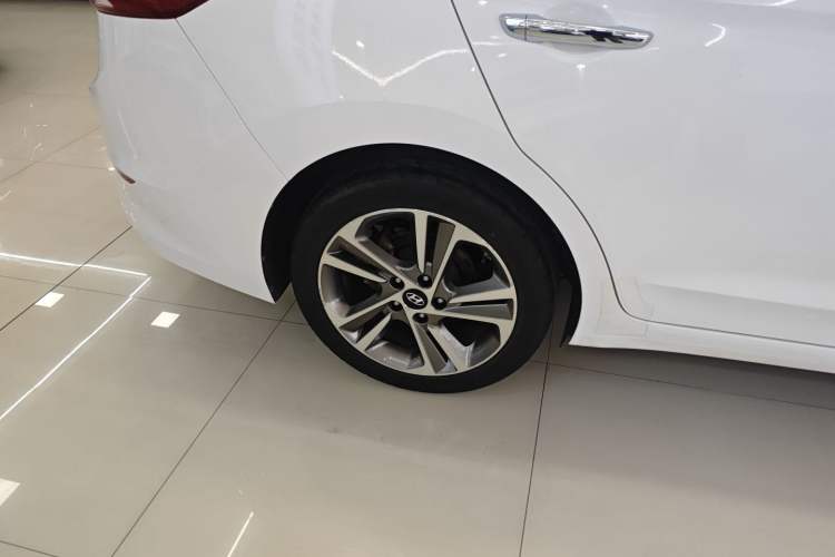 Used Hyundai Elantra (6th Generation / Lingdong) 2016 1.6L Automatic ZhiXuan · Luxury Version