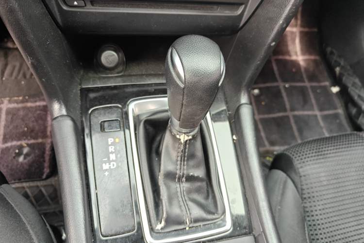 Used Mazda 3 Axela 2019 Cloud-Controlled Sedan 1.5L Automatic Luxury Model China VI Standard Gear Lever