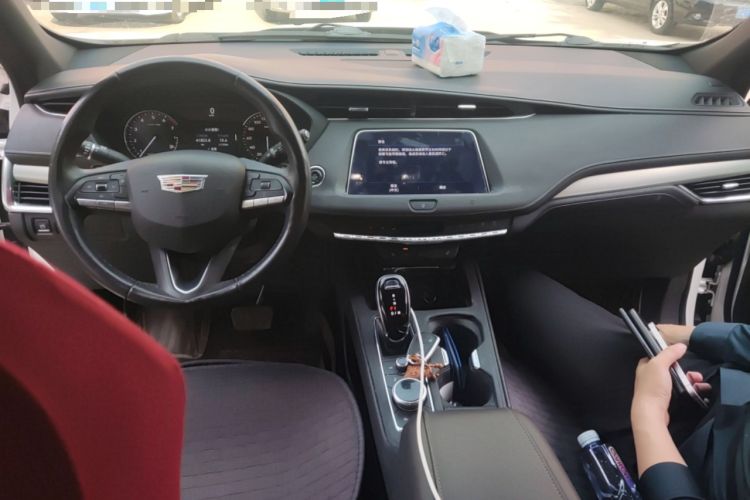 Used Cadillac XT4 2021 28T Two-Wheel Drive Luxury Version