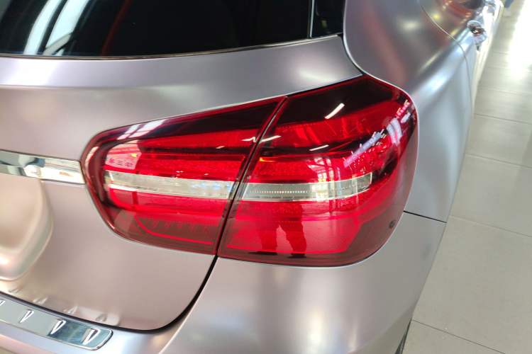 Used Mercedes-Benz GLA 2017 GLA 260 4MATIC Sport Edition Exterior 1