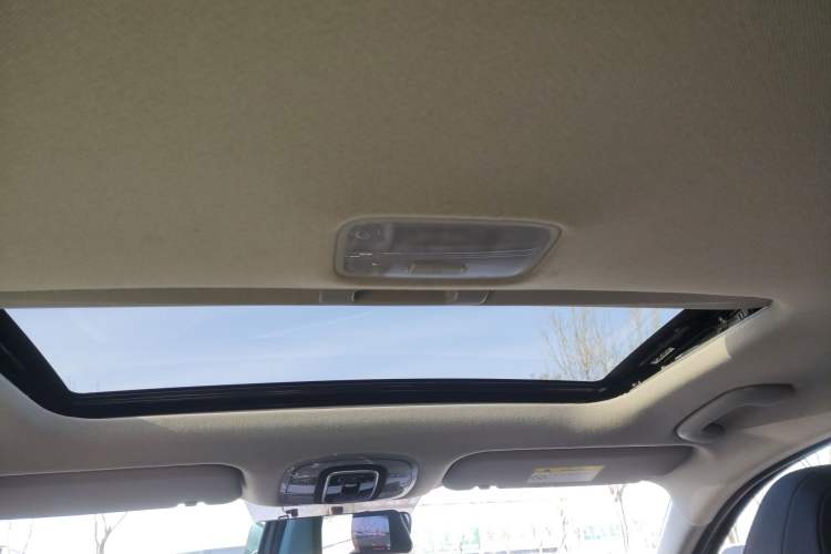 Used Hyundai Elantra 2023 1.5L CVT GLX Elite Edition Headliner