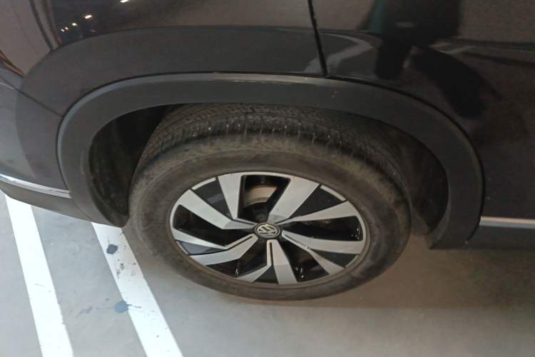 Used Volkswagen Tayron 2020 330TSI Two-Wheel Drive Luxury Smart Connectivity Version
