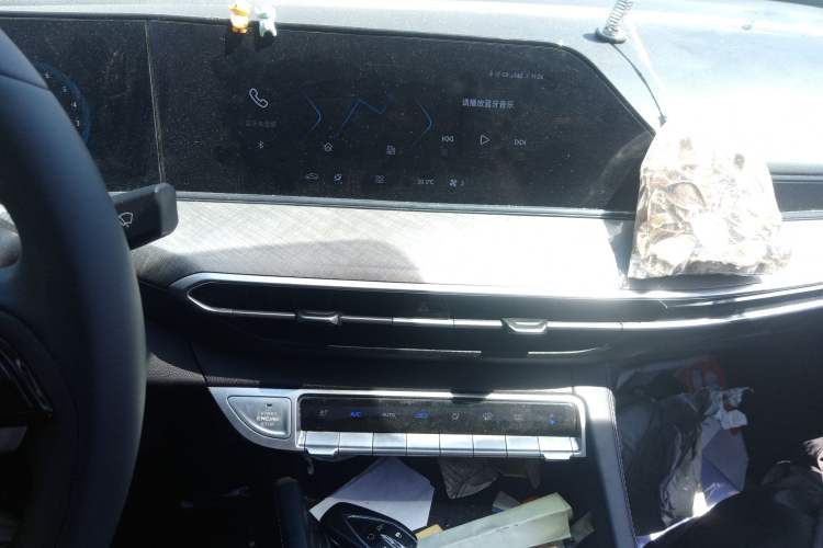 Used CHANGAN Eado 2022 PLUS Blue Whale NE 1.4T GDI DCT Prestige Edition
