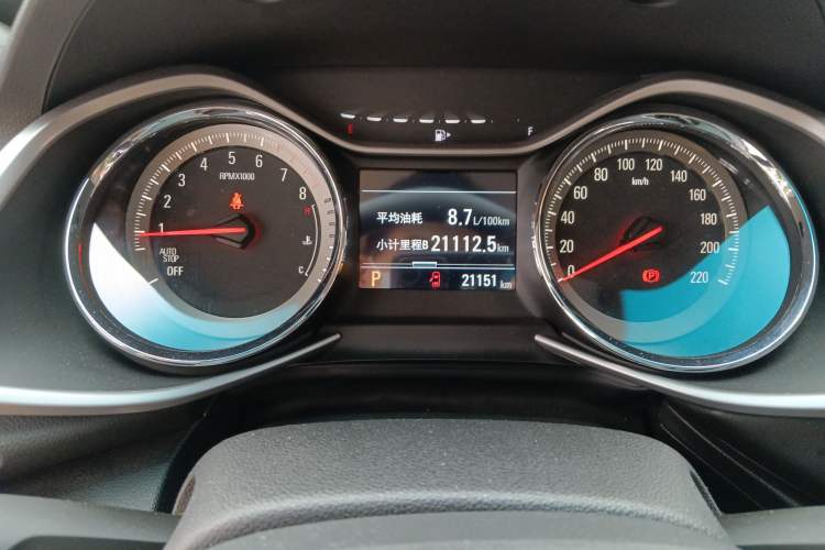 Used Chevrolet Orlando 2020 Light Hybrid Redline 530T Automatic Enjoyment Edition (5+2 Models)