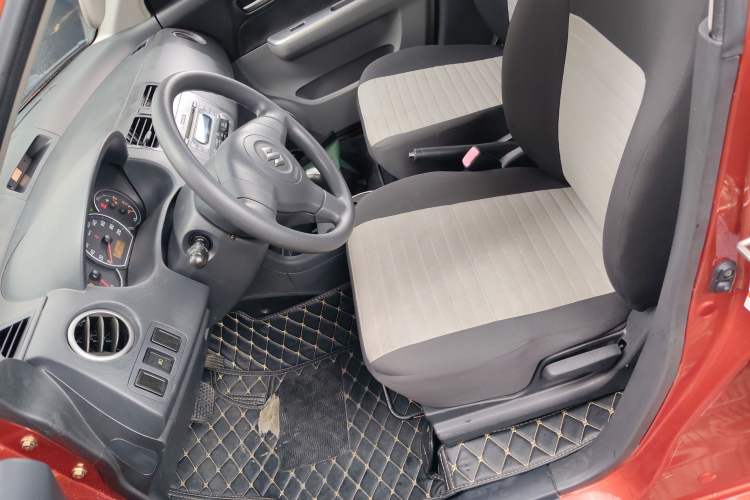Used Suzuki Swift 2014 1.5L Automatic Fashion Edition
