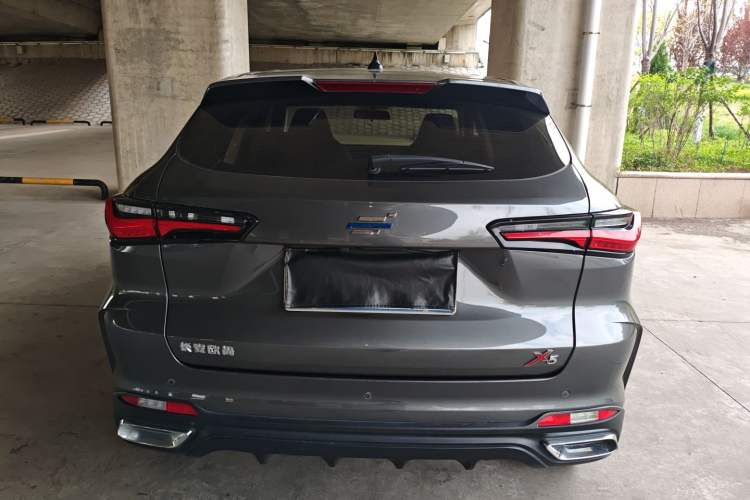 Used CHANGAN OSHAN X5 2021 1.6L CVT Luxury Model Rear