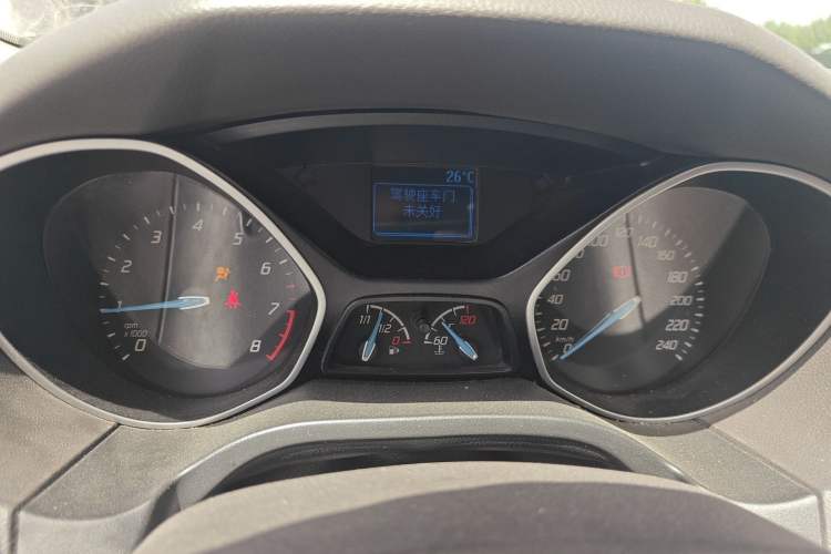 Used Ford Focus 2012 Sedan 1.6L Manual Comfort Model
