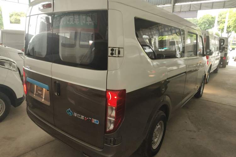 Used CHANGAN KUAYUE Xing V7 EV 2024 316 km Luxury Dual-Door Version 7 Seats Rear Right 45 Deg