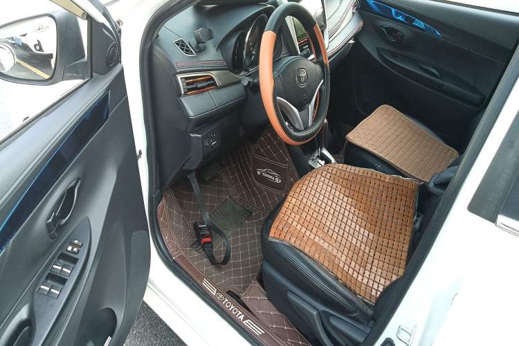 Used Toyota YARiS L Zhi Xiang 2020 1.5L CVT Leading Edition Interior 3