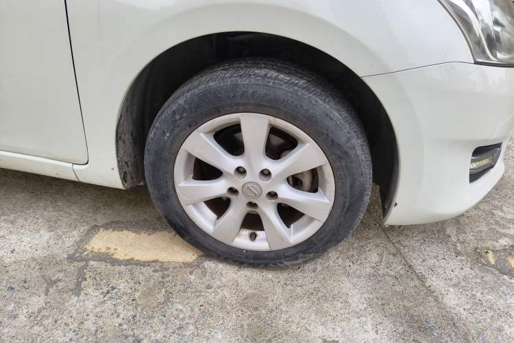 Used Nissan Tiida 2014 1.6L CVT Smart Model