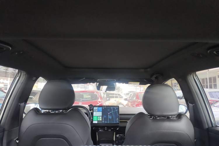 Used Livan Livan 7 2023 605 km ZHU FENG