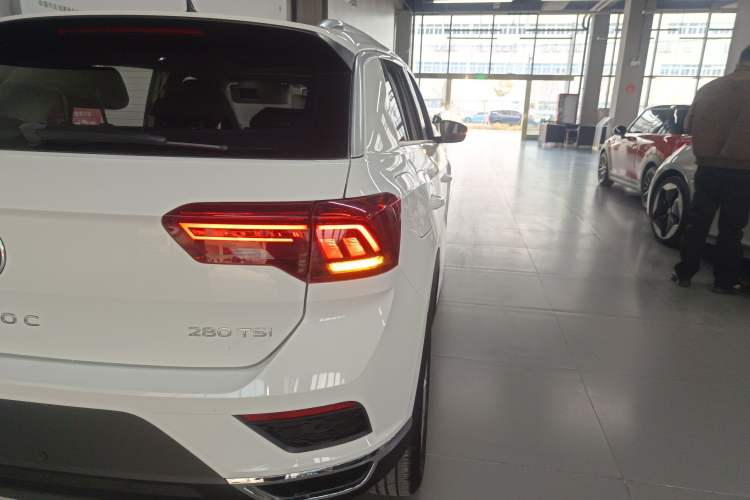 Used Volkswagen T-ROC 2021 Revised Version 280TSI DSG Two-Wheel Drive Elite Connect Edition