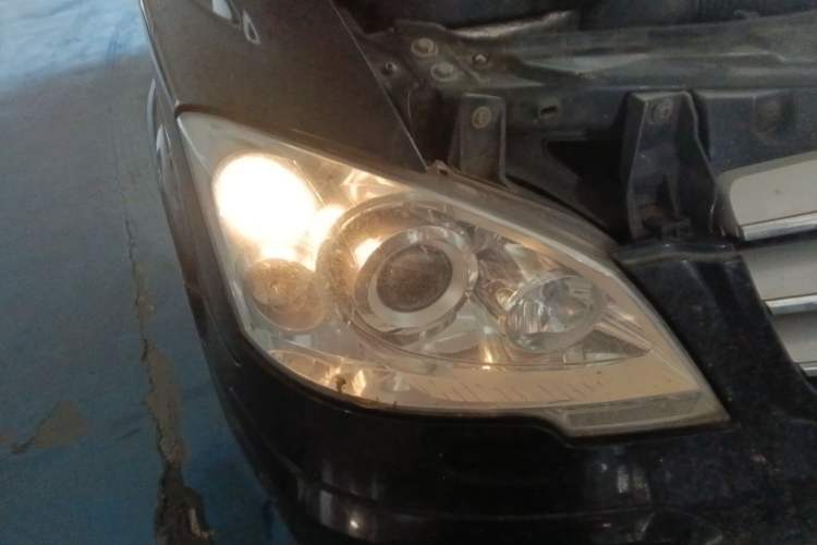 Used Mercedes-Benz Viano 2013 3.0L Navigator Edition
