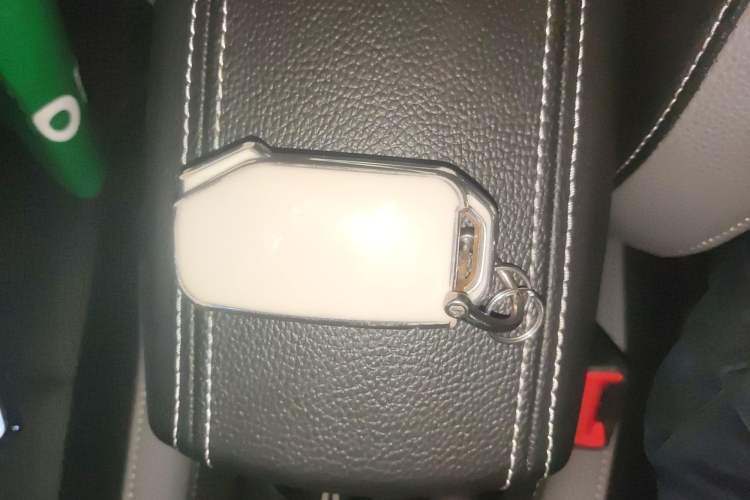 Used Kia kx1 Stonic 2021 1.4L CVT Sunroof Model