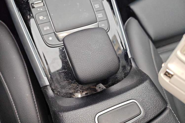 Used Mercedes-Benz GLA 2023 GLA 220 Gear Lever