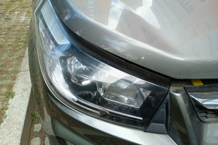 Used HYOSOW S3 2014 1.5L Luxury Version China IV Emission Standard
