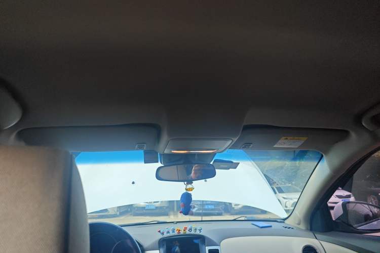 Used Chevrolet Cruze 2015 1.5L Classic SL MT Headliner