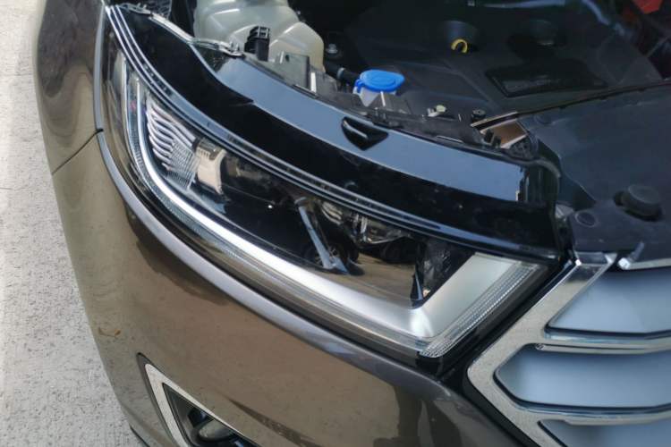 Used Ford Edge 2016 EcoBoost 245 Two-Wheel-Drive Titanium 7-Seater
