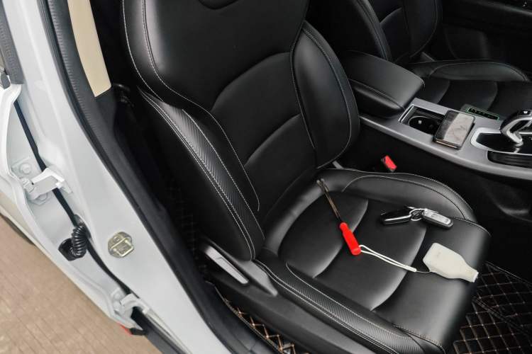 Used Geely Auto Emgrand X7 Sport 2021 1.8TD DCT Two-Wheel Drive Asian Games Comfort Edition Right Front Seat