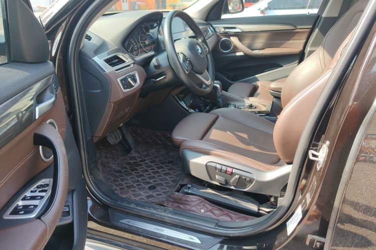 Used BMW X1 2018 sDrive18Li Luxury Model
