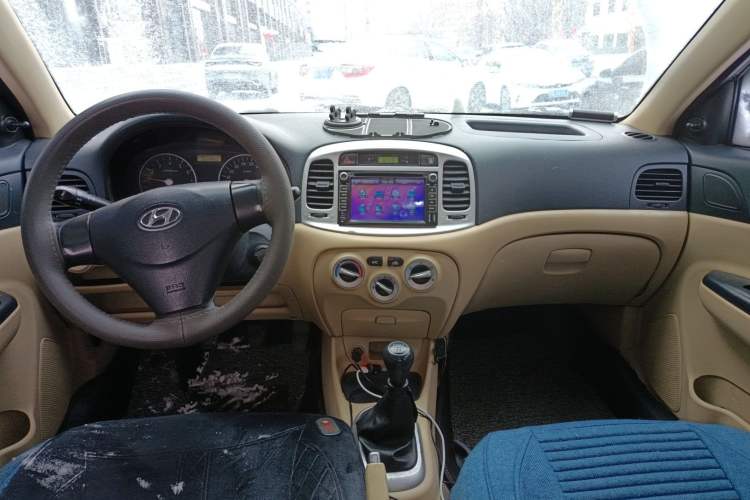 Used Hyundai Accent 2009 1.4 Manual Comfort Navigation Version
