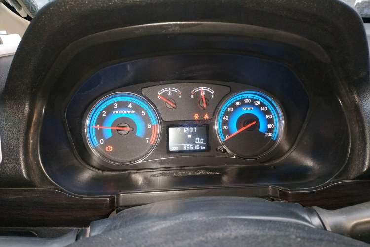 Used Dongfeng Fengon 370 2016 1.5L Manual Luxury 7-Seater
