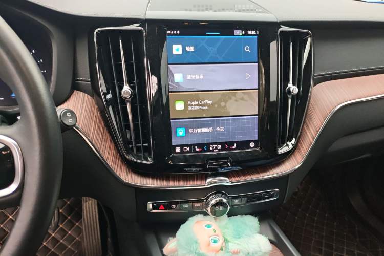 Used Volvo XC60 2022 B5 4x4 Smart Luxury Edition