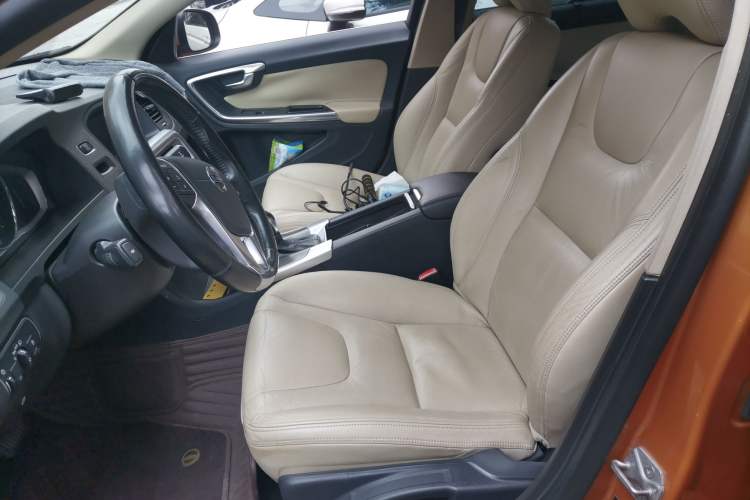 Used Volvo S60 2015 S60L T5 Intelligent Drive Edition
