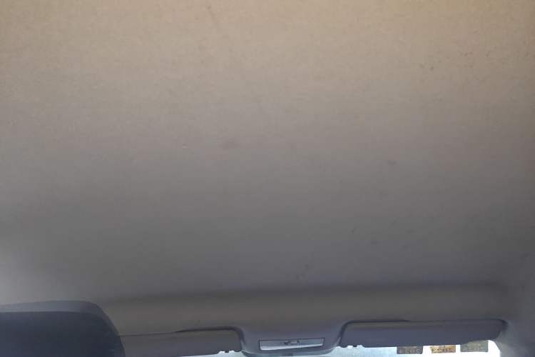 Used Volkswagen Jetta 2013 1.6L Manual Fashion Edition
