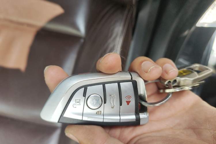 Used BMW 5 Series 2014 525Li Luxury Design Package