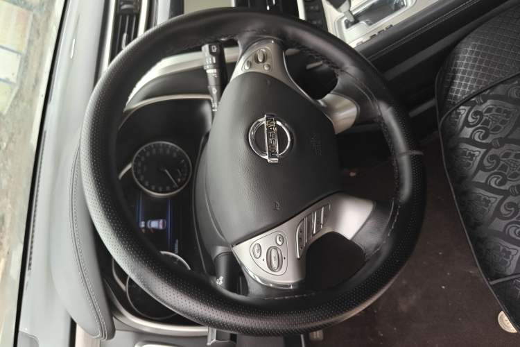 Used Nissan Murano 2017 2.5L XL Two-Wheel Drive Smart Edition Steering Wheel