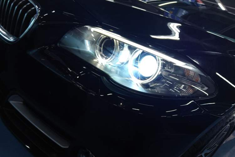 Used BMW 5 Series 2014 535Li Leading Model
