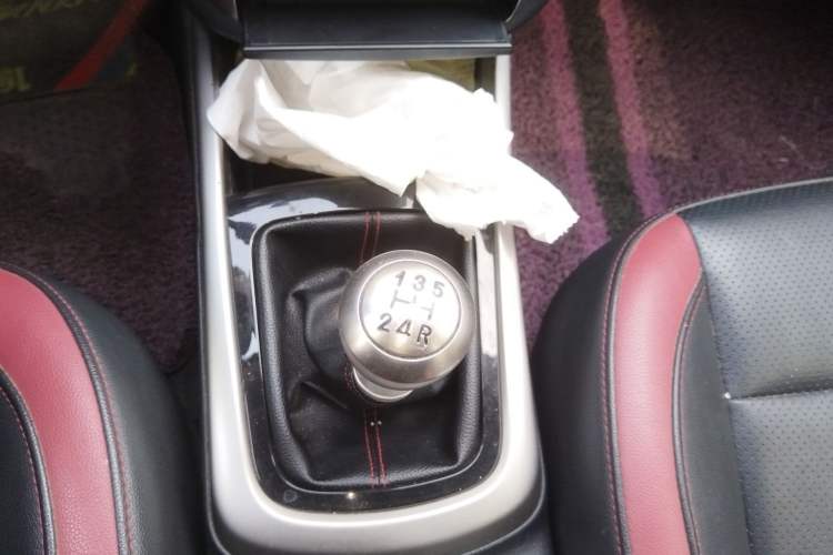 Used Changan Eado 2015 1.6L Manual Junku Model China V Standard
