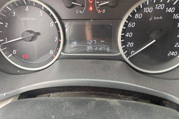 Used Nissan Sylphy 2016 1.6 XL CVT Luxury Edition Odometer Close Up