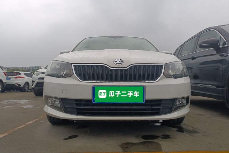 Used Skoda Fabia 2015 1.4L Automatic Chuanxing Edition Front