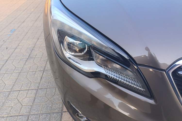 Used Buick Envision 2018 28T Four-Wheel Drive Luxury Model