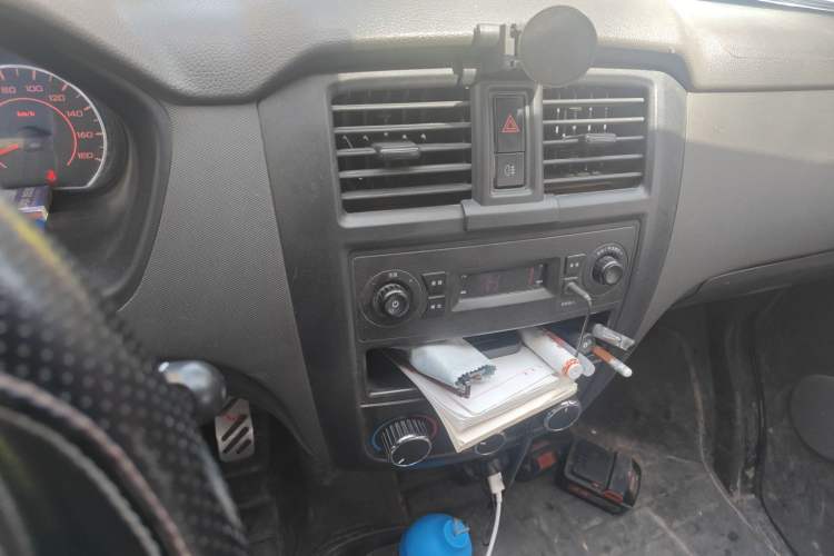 Used Wuling Rongguang S 2023 1.5L Base Version 5/7 Seats
