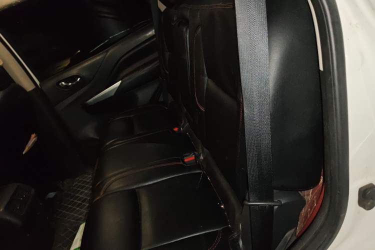 Used Nissan Terra 2018 2.5L Manual Two-Wheel Drive Elite Edition Left Rear Seat