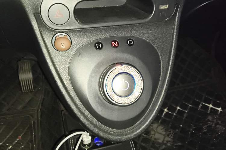 Used ORA Black Cat 2021 351 km Luxury Version Gear Lever