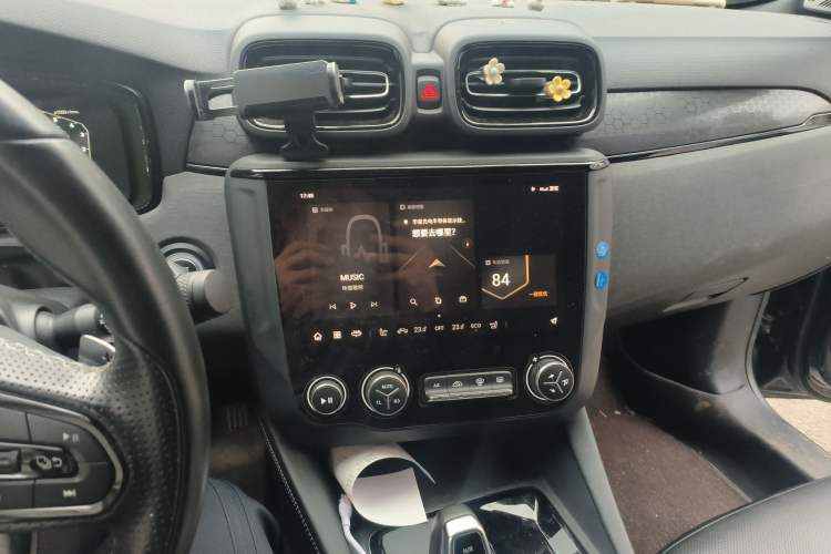 Used Lynk & Co 03 2022 2.0TD DCT JingPro Audio And AC Panel